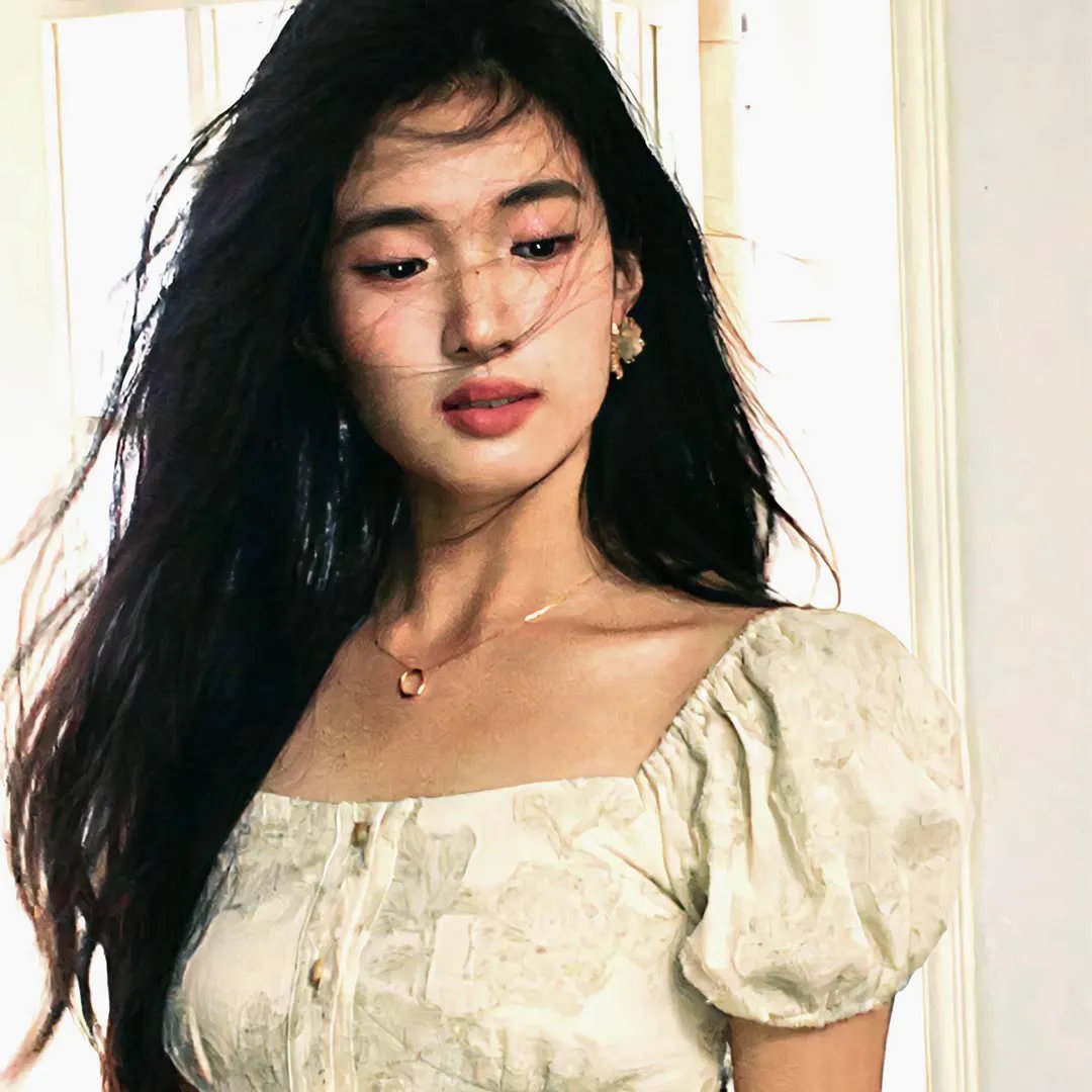 芙蓉春色
